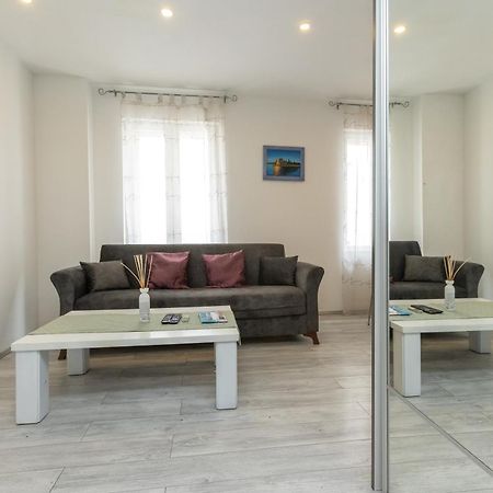 Alpha Loft 1Br Apartment In Center 자다르 외부 사진