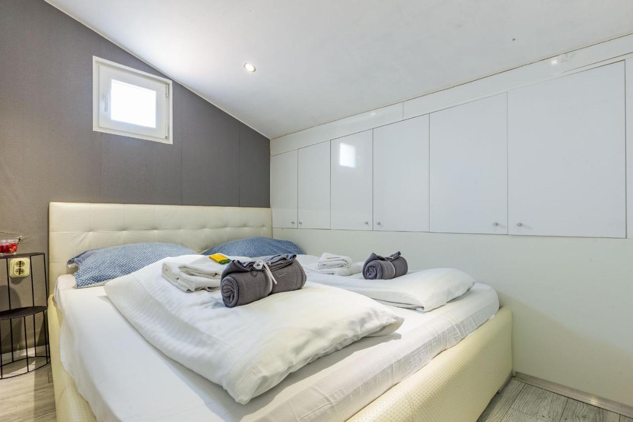 Alpha Loft 1Br Apartment In Center 자다르 외부 사진