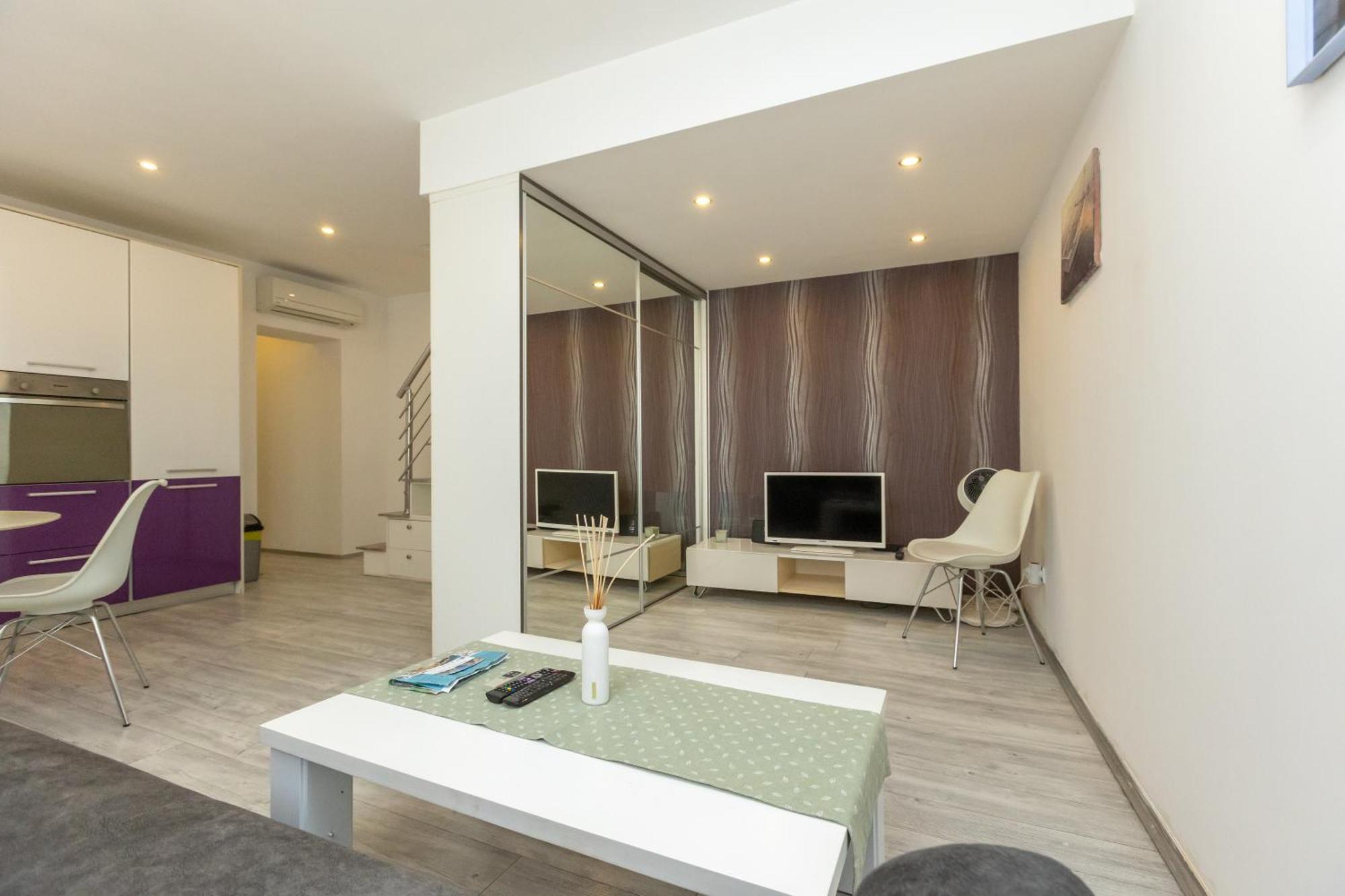 Alpha Loft 1Br Apartment In Center 자다르 외부 사진