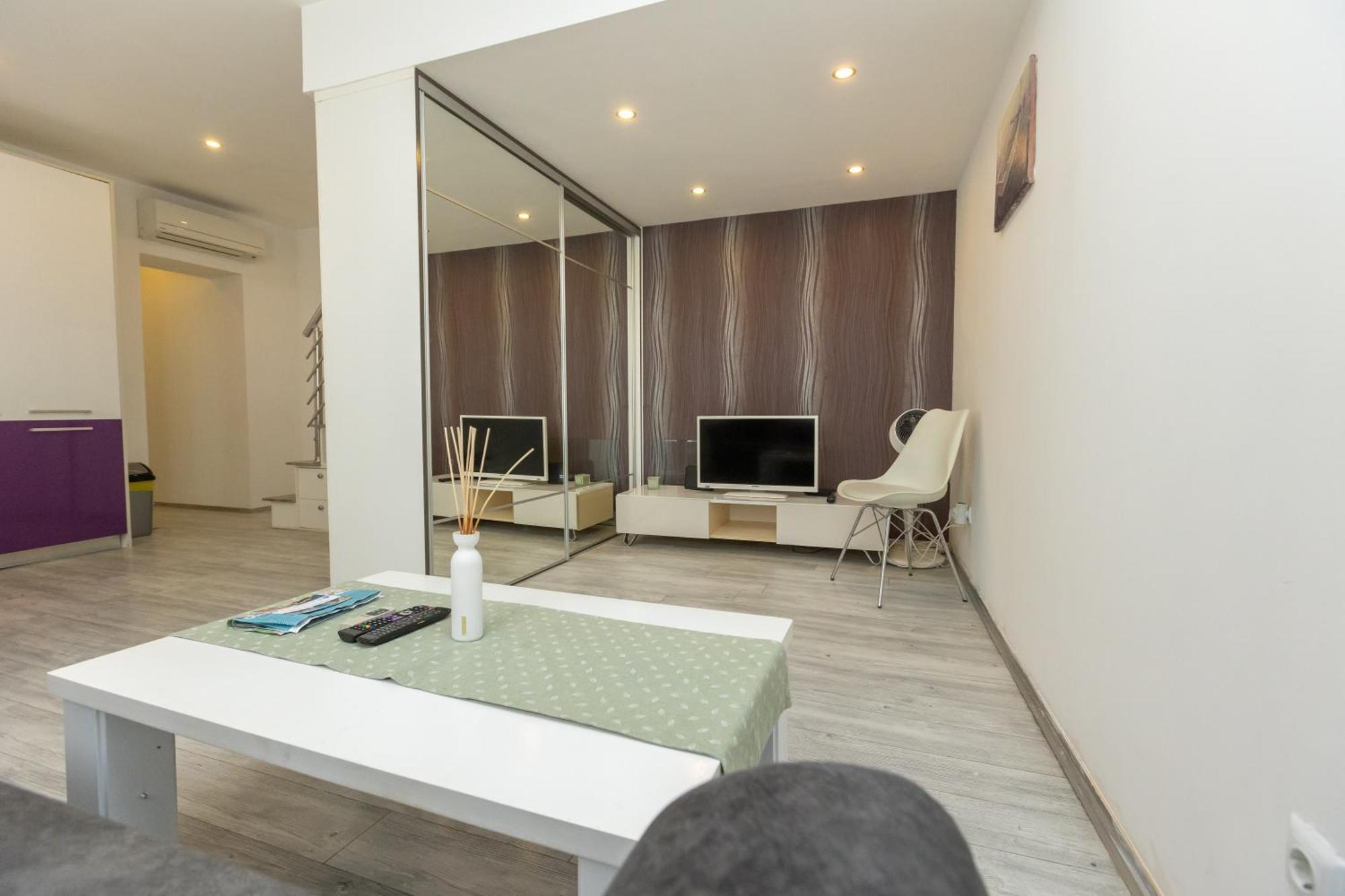 Alpha Loft 1Br Apartment In Center 자다르 외부 사진