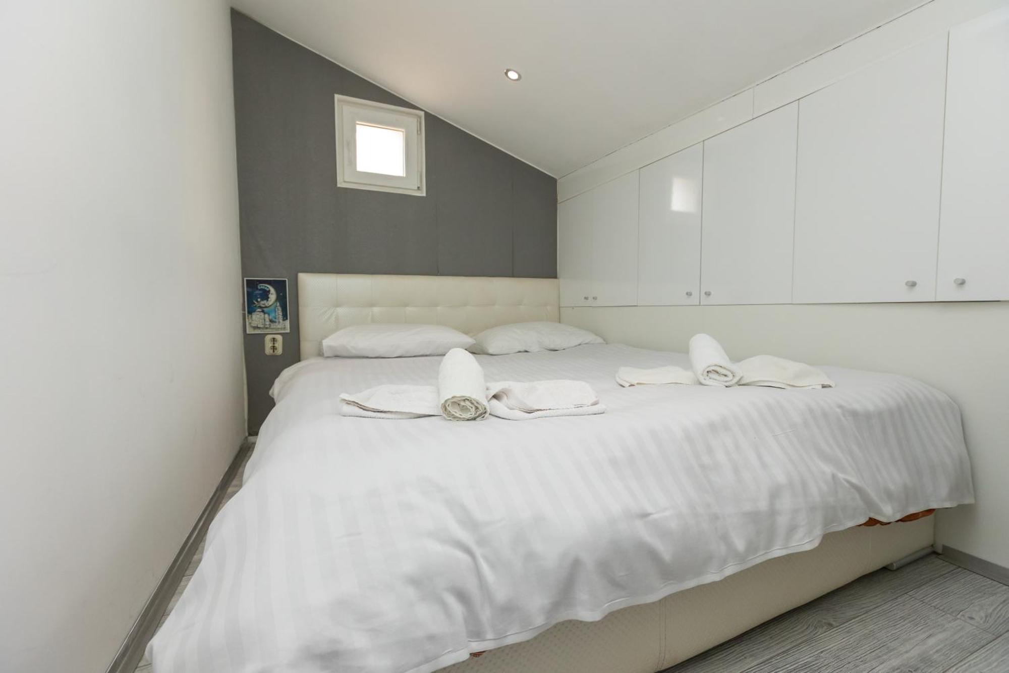 Alpha Loft 1Br Apartment In Center 자다르 외부 사진